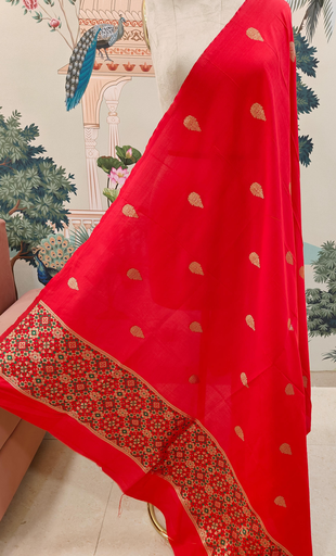 Gulab Banaras Duppata