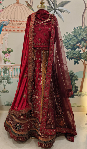   Red Rani Riwaaz Lehanga