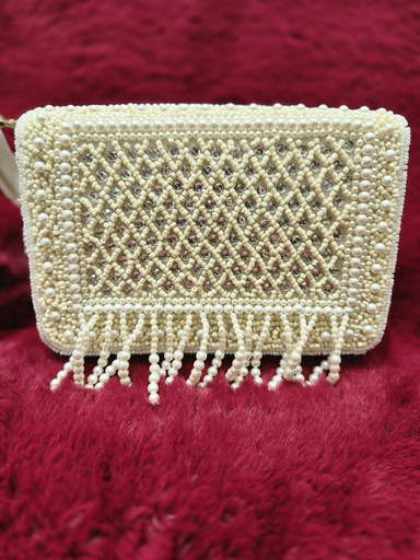 Pearl Lattice Clutch