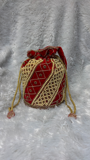 Red Velvet Pearl Potli