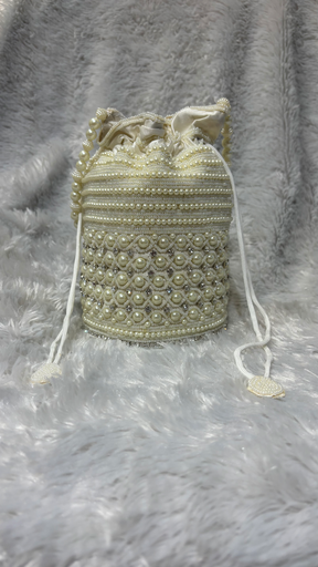 White Pearl Potli