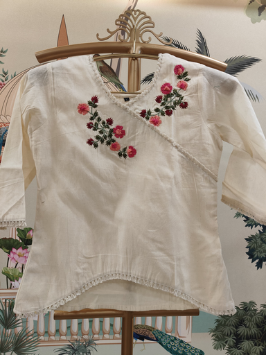 Curve muslin kurta